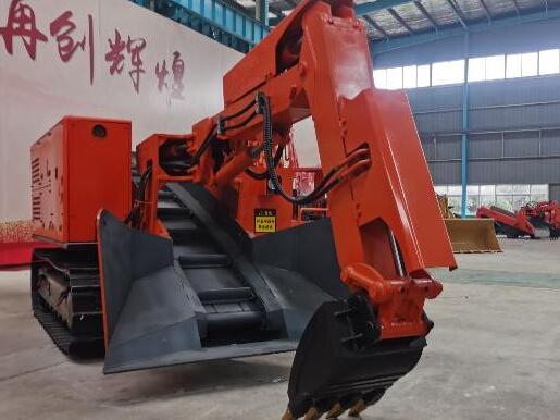 小型扒渣機出現液壓油缸漏油的情況，是怎么回事？